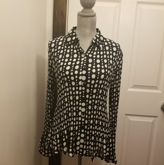 Dress Barn Tops - Polka dot mod top